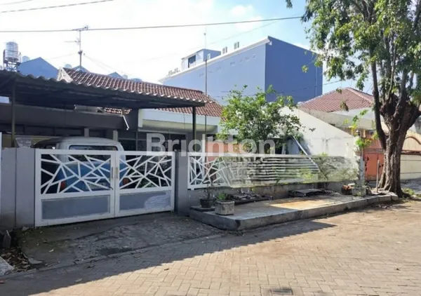 image RUMAH KENDANGSARI SURABAYA DEKAT RAYA JEMURSARI, UBAYA, HOTEL IBIS (2)