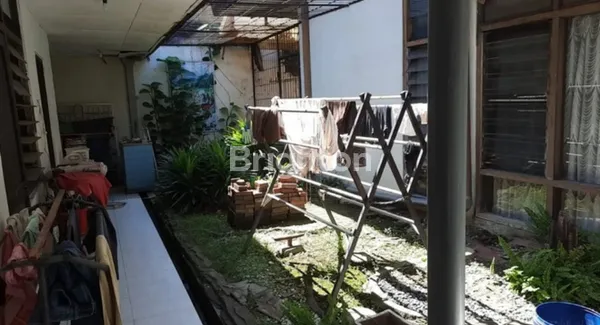 image RUMAH KENDANGSARI SURABAYA DEKAT RAYA JEMURSARI, UBAYA, HOTEL IBIS (6)