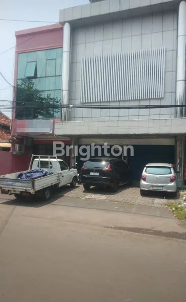 image RUKO 4LT DI JL STADION - 50 MTR DR JL. MT HARYONO (2)