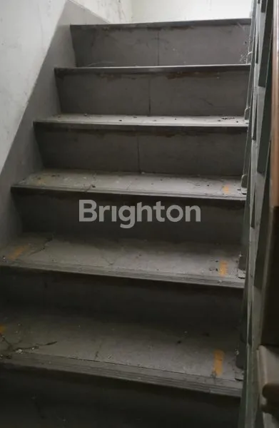 image RUKO 4LT DI JL STADION - 50 MTR DR JL. MT HARYONO (7)