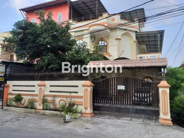 RUMAH VILLA HOOK JALAN KANGKUNG MEDAN