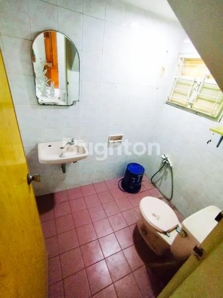 image RUMAH LUAS DAN CANTIK 2 LANTAI DI KOTA WISATA CIBUBUR (7)