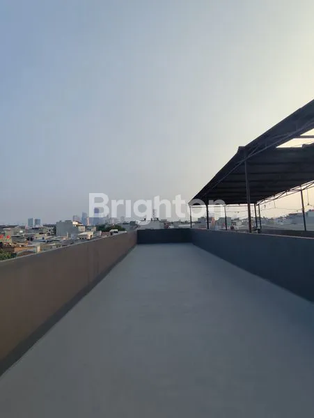 image RUMAH 3½ LANTAI JALAN 2 MOBIL BISA REQUEST BUAT KAMAR KOST HUNI USAHA (7)