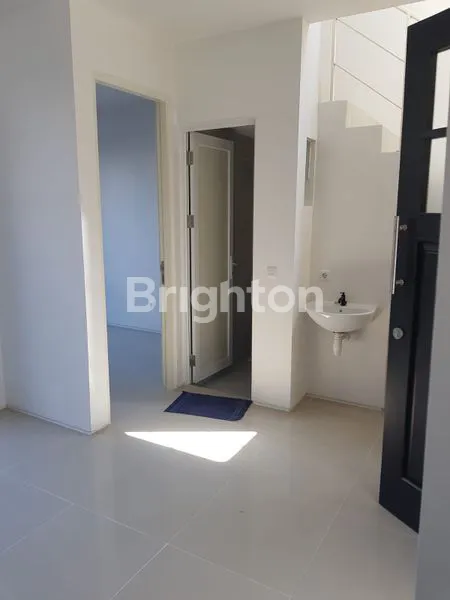 image AMESTA LIVING SEWA CLUSTER PRAGIA BOULEVARD ADA PAGAR NEW GRESS (5)