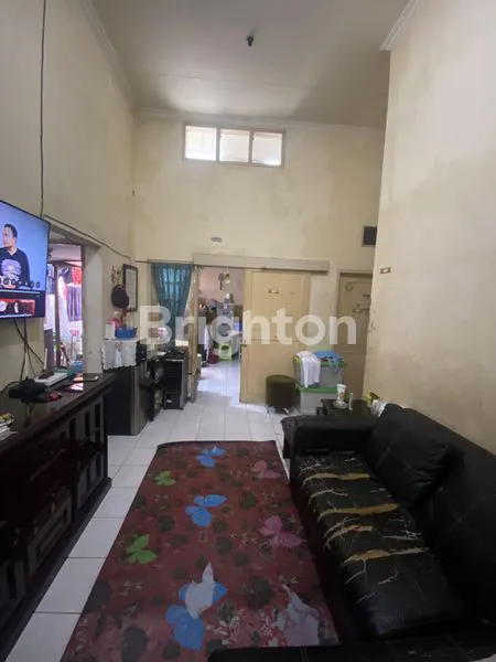 image RUMAH DENGAN LOKASI TERJANGKAU AMAN DAN NYAMAN DI GRIYA SHANTA (5)