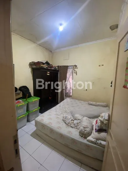 image RUMAH DENGAN LOKASI TERJANGKAU AMAN DAN NYAMAN DI GRIYA SHANTA (6)