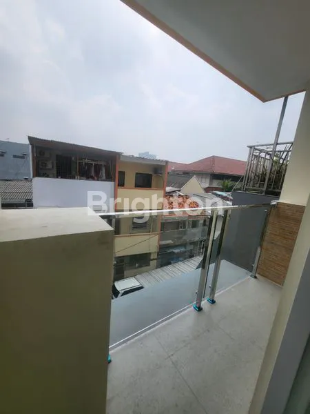 image RUMAH BARU JELAMBAR , JAKARTA BARAT GROGOL  (6)