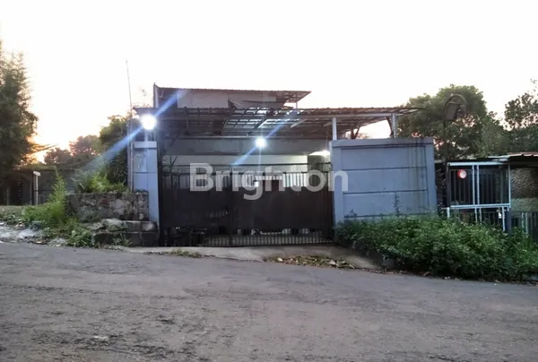 image RUMAH 2 LANTAI DI AREA DAGO BANDUNG DEKAT KE TERMINAL DAGO (1)