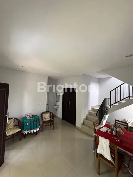 image RUMAH STRATEGIS PINGGIR JALAN UNTUK USAHA CITRAGRAN CIBUBUR (3)