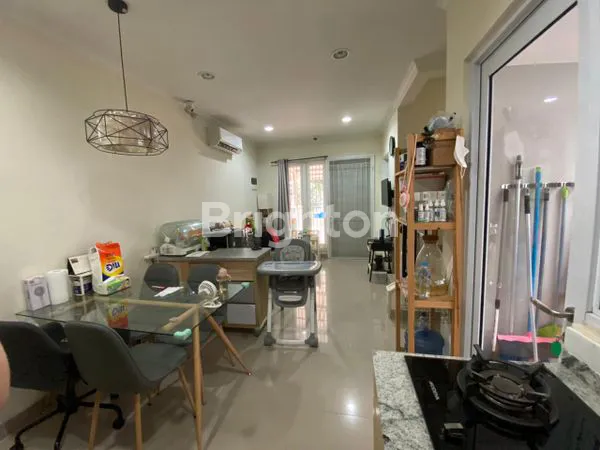 image RUMAH CANTIK DEPAN DANAU CLUSTER VERDI KAWASAN SYMPHONIA SUMMARECON SERPONG (4)