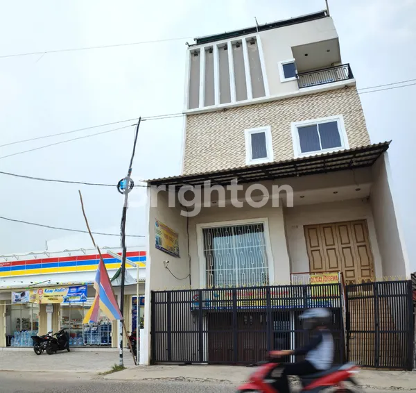 DIJUAL/DISEWAKAN RUKO SIAP HUNI COCOK UNTUK KANTOR DAN USAHA DI BABELAN BEKASI