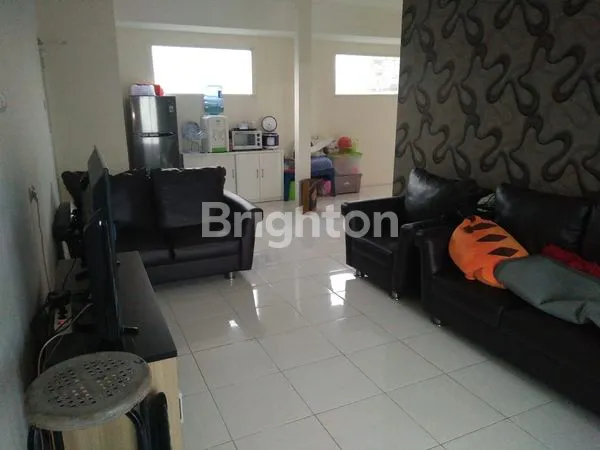 image RUMAH 2LT SIAP HUNI LOKASI STRATEGIS DLM RING ROAD DEKAT PASAR PASTI YOGYA (5)