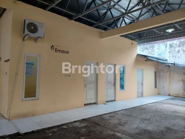 image GUDANG 1 LANTAI DI RAYA WONOREJO SELATAN 10X20 NOL JALAN BESAR STRATEGIS DEKAT MANGGROVE NIRWANA EKSEKUTIF PANDUGO MEDOKAN SHM BISA KPR (5)