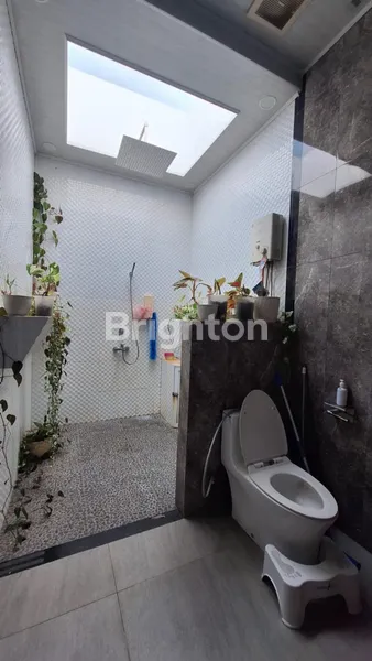 image RUMAH DIBAWAH NJOP BANGUNAN BARU HUNI KOMPLEK ISLAMI DEKAT TELAGA GOLF SAWANGAN DEPOK (7)