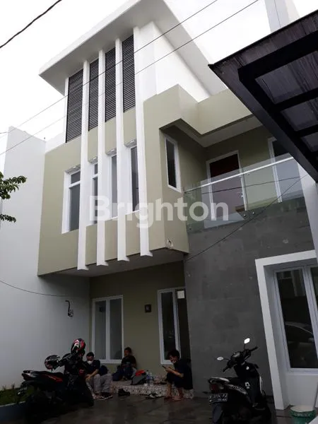 image CLUSTER MODERN CIMANGGIS GREEN CYBER DI KOTA DEPOK,JAWA BARAT. (1)