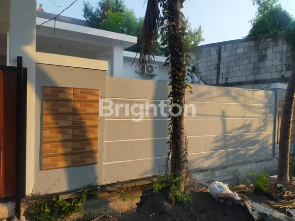 image RUMAH GUNUNG ANYAR SIAP HUNI BARU RENOV LOKASI STRATEGIS DEKAT UPN (2)