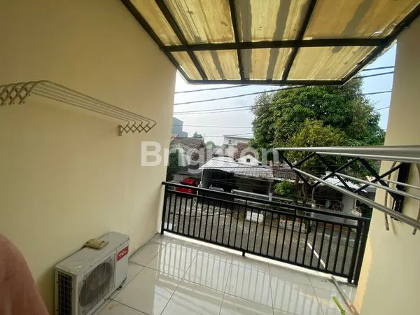 image RUMAH CANTIK 2 LANTAI SIAP HUNI DALAM CLUSTER GRAHA BINTARO (5)