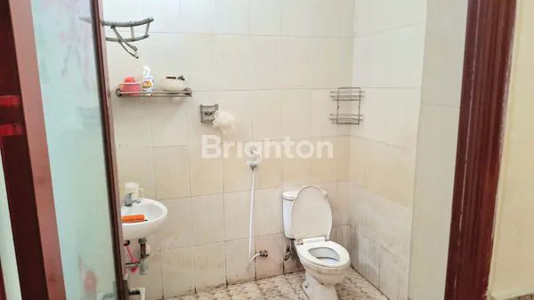 image RUMAH DAN TOKO COCOK UNTUK USAHA LOKASI STRATEGIS KEDIRI KOTA (3)