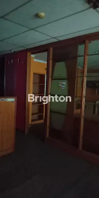 GEDUNG DI MENTENG SIAP PAKAI