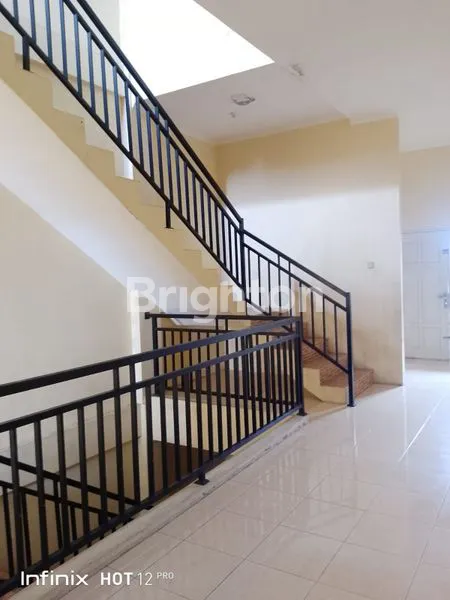 image RUKO 3LANTAI MT HARYONO BALIKPAPAN (3)