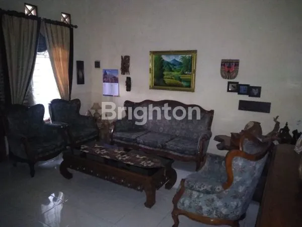 image RUMAH HOOK DI RUNGKUT ASRI,RUNGKUT,SURABAYA. (3)