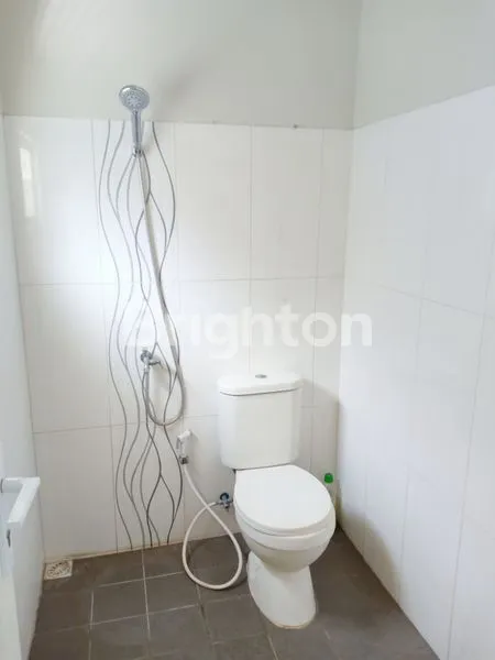 image RUMAH CANTIK SIAP HUNI, 3KT DEKAT SUHAT & UB (5)