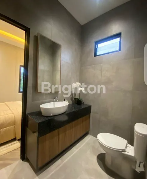 image RUMAH MEWAH HARGA DIBAWAH 1 MILYAR (4)