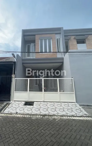 image BARU MINIMALIS STRATEGIS DEKAT RUNGKUT, RAYA MERR, BANDARA JUANDA (1)