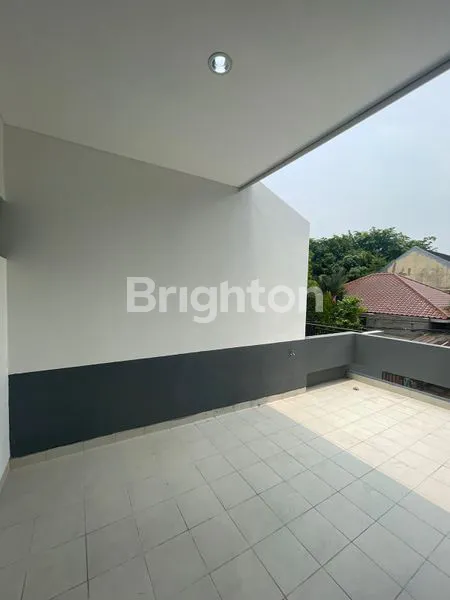 image RRUMAH SIAP HUNI DI BINTARO  (2)