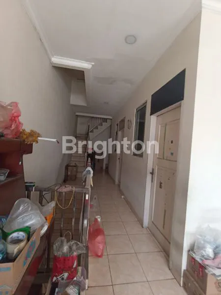 image RUMAH RAPI SIAP HUNI 2.5 LANTAI (4)