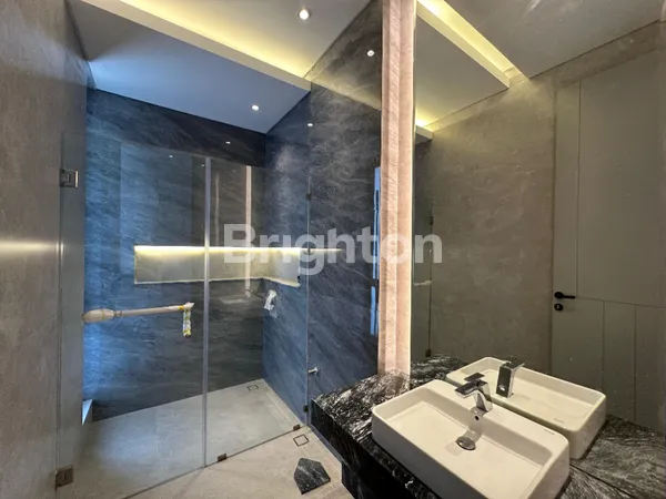 image RUMAH MEWAH BARU GRESS DI PAKUWON INDAH DEKAT PAKUWON MALL, CITRALAND DAN GRAHA (7)