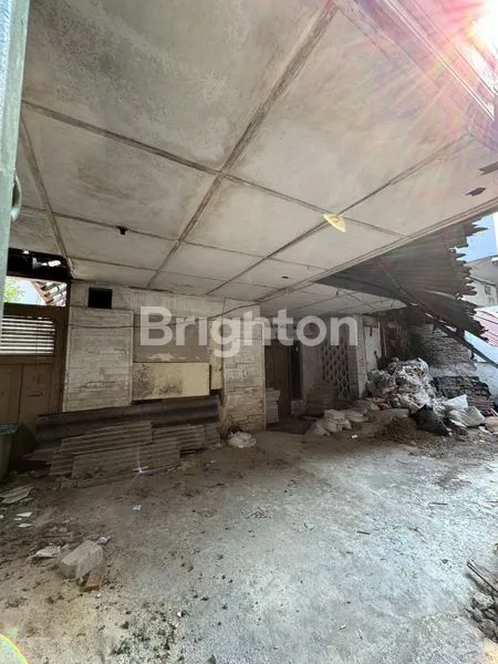 image RUMAH GROGOL JAKARTA BARAT HARGA TANAH DIBAWAH PASARAN COCOK UNTUK KOST DAN HUNI BANGUN ULANG (3)