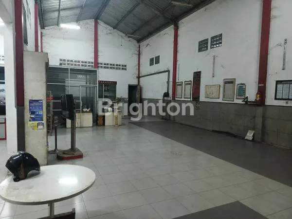 image RUKO LEBAR 13 METER COCOK UTK SHOWROOM DI NGADILUWIH KABUPATEN KEDIRI (6)