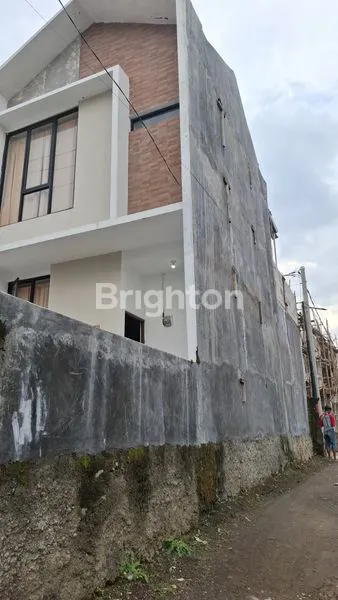 image DIJUAL RUMAH MINIMALIS  2 LANTAI SAYAP KOTA BARU PARAHYANGAN (3)