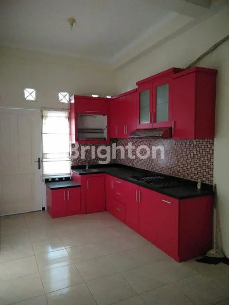 image RUMAH GRIYA ASRI RUNGKUT (1)