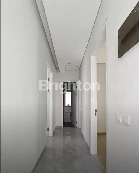 image RUMAH EKSKLUSIF DI GREENWICH BSD TANGERANG (5)