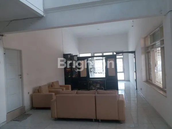 image RUMAH USAHA TENGAH KOTA HARGA DIBAWAH NJOP (6)