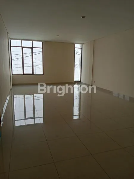 image RUKO 2 LANTAI DI BUAH BATU SQUARE (5)