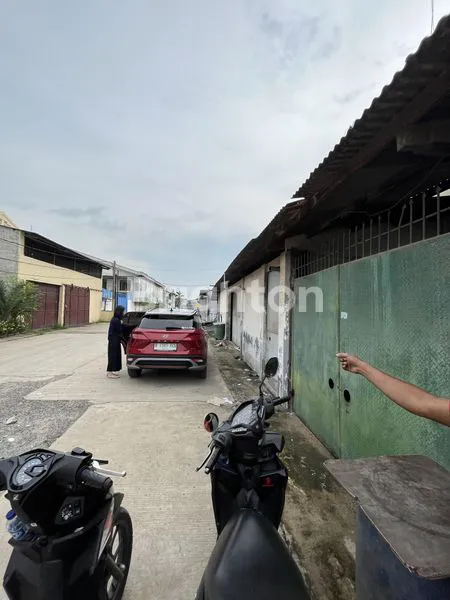 image GUDANG DALAM KOMPLEK PERGUDANGAN PANTAI INDAH DADAP (6)