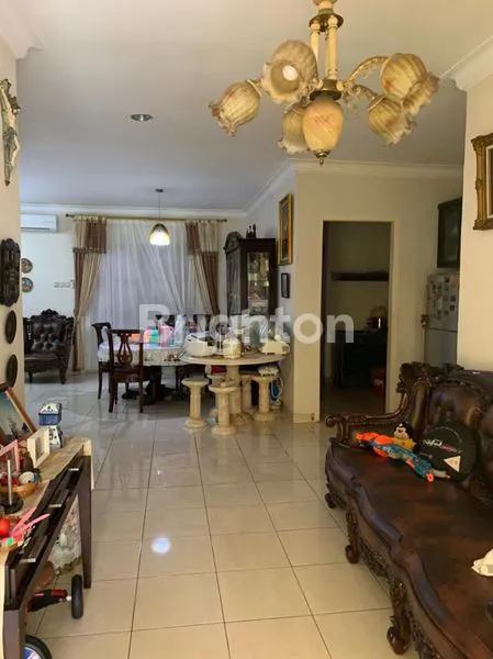 image NEGO ...HARUS TERJUAL. RUMAH DI KOTA WISATA CIBUBUR. (2)