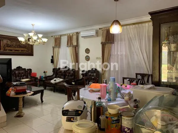 image NEGO ...HARUS TERJUAL. RUMAH DI KOTA WISATA CIBUBUR. (3)