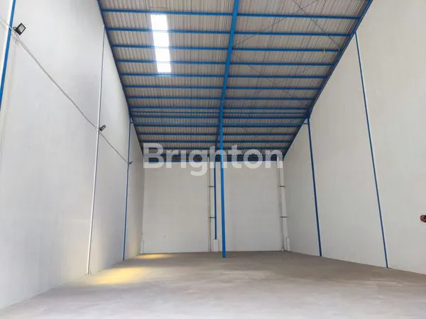 image GUDANG BARU STRATEGIS DI DAAN MOGOT TANGERANG  (3)
