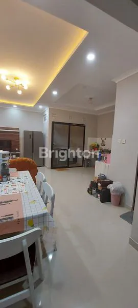 image RUMAH DIGUNUNG SINDUR (4)