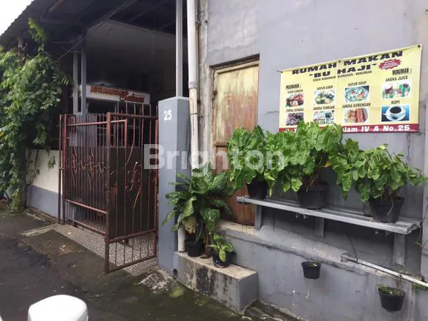 image RUMAH LOKASI STRATEGIS DI TEBET (2)