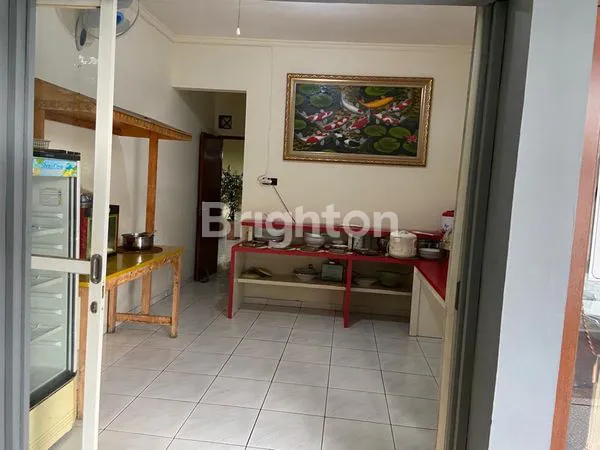 image RUMAH LOKASI STRATEGIS DI TEBET (3)