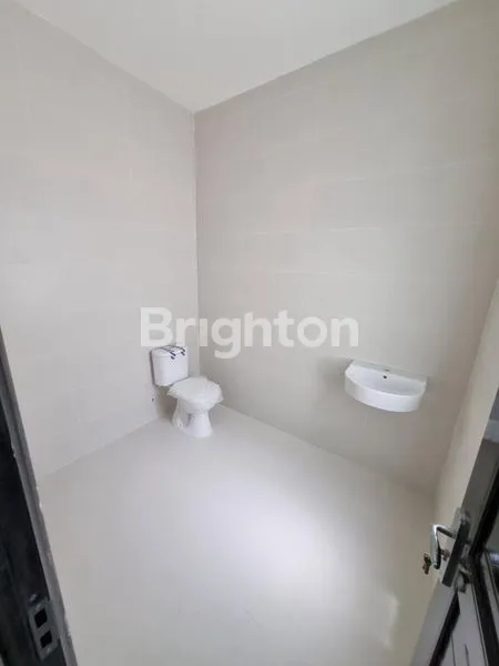 image RUMAH BARU 2LT MINIMALIS SETRO TIMUR DEKAT RAYA KENJERAN (5)