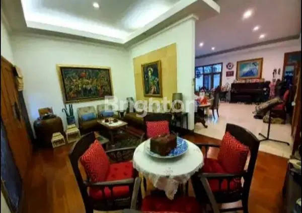 image RUMAH SANGAT CANTIK SIAP HUNI (5)