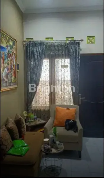 image RUMAH SEMI FURNISH SIAP HUNI DEKAT TRANSMART (8)