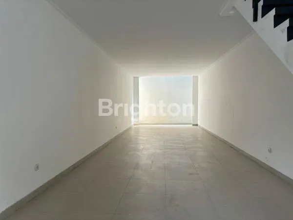 image RUKO 3 LANTAI TANJUNG DUREN PINGGIR JALAN RAYA  (2)