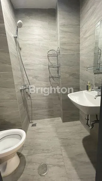 image APARTEMEN BAGUS DI COLLINS BOULEVARD SERPONG (2)